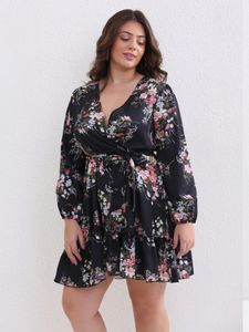 Plus Size Women Blumendruck Chiffon sexy gegen Nacken aus Langarmleid Kleid weibliche elegante Partykleider Großhandel Drop 240420