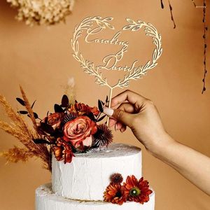 Forniture per feste Topper di torta personalizzata per nomi personalizzati di nozze in legno e acrilico Rustic Engagement Festivo