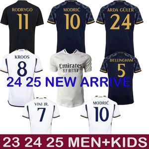 23 24 25 BELLINGHHAM BELLINGHAM JR REALS MADRIDS Jerseys de futebol MBAPPE 2023 2024 2025 Camisa de futebol em casa Away Camavinga Rodrygo Modric Camisetas Men Kit Kids Kit Kit