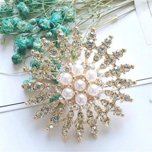 Broşlar kar tanesi taklit inci kristal broş moda kadınlar büyük rhinestones pin düğün mücevher aksesuar hediyeler