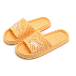 2025 mode tjocka sandaler ny färg flip flops högkvalitativa tofflor kvinnor strand sandaler glider annan gammal stil