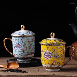 Кружки китайская ретро-керамическая эмалевая эмаль ручной роспись золотой водяной чашка с крышкой, встреча с гостиной чай