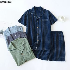 Mens Summer Pajamas Short Sleeve Shorts Home Clothes Two Pieces Soft Cotton Simple Japanese Plaid Men Lounge Sleepwear 240428
