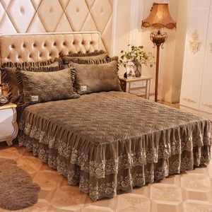 Bedding Sets 3/5-Pieces Luxury Brown Blue Ruffel Lace Plush Bedskirt Warm Set Bed Cover Bedspread Pillow Shams