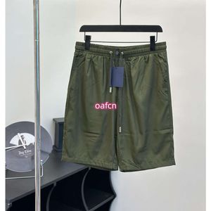 2024 New Men's Plus Shorts Pants Pants الرسمي متزامن مريح ومقاوم للماء بنطلون غير رسمي فضفاض