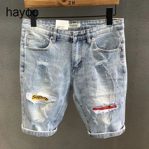 Light blue ripped denim shorts mens summer thin slim Korean style trendy mens cropped pants 240511