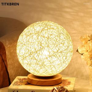 طاولة مصابيح Rattan الكرة Lampshade غرفة نوم مصباح السرير المنزل ديكورات المنزل 3D القمر LED E27 NIGTH هدية مثالية للأطفال 20 سم