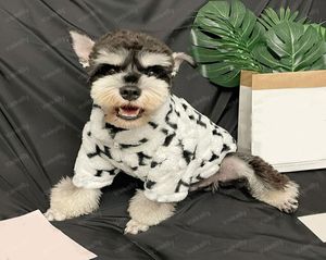 冬の犬の服n猫ベスト小さなセーターデザイナー布ペット用品ソフト衣類シャツ子犬のウサギ毛皮のコート9410584