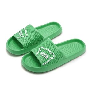 2025 Yeşil Kadınlar ve Erkekler Yeni Flip Flops Yüksek Kaliteli Terlik Kadın Plaj Sandaletleri Diğer 6