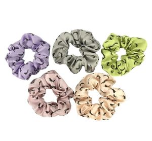 8 Kolorowe rzęsy Włosy Scrunchies Whole Girl Satin Scrunchies Elastyczne elastyczne opaskę Włosy gumowe opaska Kucyk Ponytail 100pcs1661541221