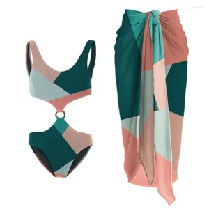 Kvinnors badkläder 2024 Europeisk och amerikansk färgkontrast Bikini baddräkt tvådelar solskyddsmedel kjol semester