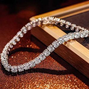 Ice Out Kadın Aksesuarları Charm 925 Gümüş Bilezikler Bangles 18K Altın İnce Mücevher Moissanit Moda Tenis Bilezik Mücevher