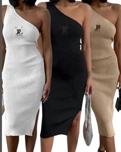 2024SS NEW Women's Designer One Shoulder Dress med hög kvalitet, hög elasticitet, Off Axel broderad tie -up klänning Y71515