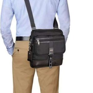 Herren ballistische Nylon Umhängetasche Mode Freizeit -Crossbody -Bags iPad Reisetasche Cross Body Geldbörse Messenger Bag One Umhängetaschen hohe Qualität