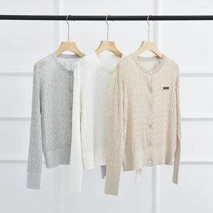 Kvinnors stickor Beading Women Sticked Cardigan Topps Spring 2024 Single Breasted Solid Color Casual All-Match Thin Dams Långärmad tröja