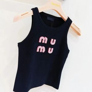 Women's Vest Knits & Tees Mm Family Early Autumn Heavy Industry Auxiliary Material Knitted Tank Top for Women Skin Friendly Curved Bead Yarn Letter Embroidery miv vests