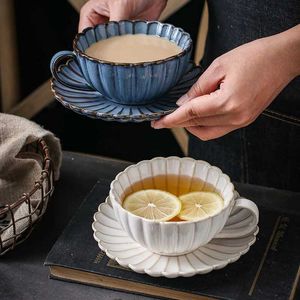 Koppar tefat japanska keramiska kaffemugg kreativa krysantemumformade kaffekoppar fat set enkel retro eftermiddag te kopp