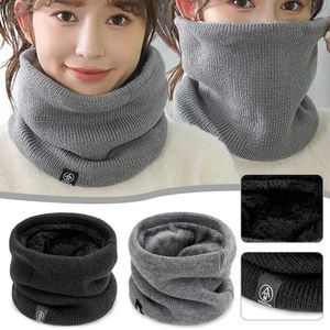 Máscaras de face de moda Golas de malha macia para máscaras de pescoço para mulheres máscara de inverno de inverno usada para patinar ao ar livre, correndo espesso de caxemira fria lenço sólido q240510