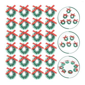 Flores decorativas 24 PCs Grinaldas vermelhas Porta da frente Christmas Ornamento Ornamento Sisal Tree Miniatura Paisagem Decoração de seda Garland Green