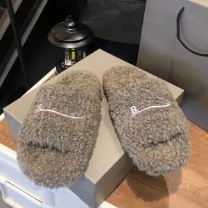 Paris woolly slippers female wear autumn and winter B family embroidery letter family a word couple woolly slippers chestnut eighty blast cook weather nineteen look