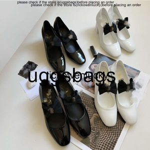 Chanells Shoe Channel 5cm Sandals Mulheres Lady 8cm de altura Bow Mary Janes Color Black White clássico interligado C A tornozelo Fivela Sandal Block Block Heel Mules Party DR DR