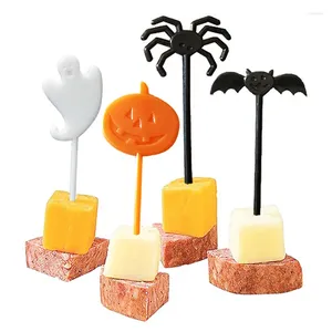 Jednorazowe sztućce Fruit Fork Cartoon Mini Halloween Wybór jedzenia Dzieci Przekąski Cake Deser Party Dekoracja