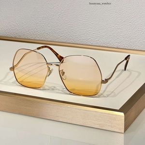 Popularity Sunglasses For Men Women 0972 Designer Fashion Summer Avant-Garde Goggles Style Anti-Ultraviolet CR39 Metal Special Shape Frame Glasses Random Box