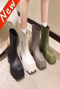 2023 Top Rain Boots BLCG Trooper Rubber Rubber Boot Paris Square Toes Extole Deferistant Backe Beige Gray Olive Men Shoes 2530573