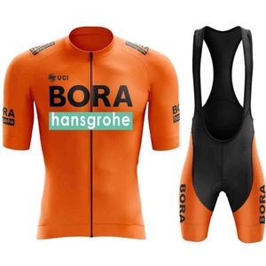 Os fãs tops tees mass mtb calças de ciclismo BIB UCI Bora Gel Roupas Uniforme Mens 2024 Curtos de verão Jersey Tricuta Terno Q240511