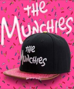 Бейсболка для закусок Munchies Pink Snapback Мужчины женщины для взрослых хип -хоп гольф -шапки на открытом воздухе повседневные солнцезащитные шляпы Bone9715335