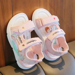 Sandals Girls Sandals Gladiator Cartoneon Sweet Childrens Scarpe da spiaggia Summer Sandals Scarpe Principesse Fashible e Cutel240510