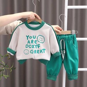 Clothing Sets Preschool Boys Set 2024 Spring Baby Clothing 1-2 Years Korean Alphabet Printed Casual T-shirt and Pants Childrens ClothingL2405