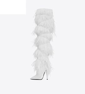 Boots Feather Sexy Gostrich Hair High Heel مدببة إصبع القدم الأوروبي والأمريكي بحجم كبير الحجم 2022 Fashion3611115