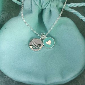 Tiffanyjewelry Kolye S925 STERLING Gümüş Yeni Küçük Aşk Kolyesi Küçük Tasarım Kişiselleştirilmiş Yuvarlak Marka Kalp Şeklinde Yaka Zinciri Mavi Kalp Kolye