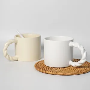 Mugs Stylish Minimalist Ceramic Mug Breakfast Oat Bowl Creative Japanese Style Large Capacity Household Water Cup Natural Minerals