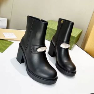 Fashion Short Boots Martin Bootss Spring and Autumn Women Fashion Designer Thick Heel Belt Ankle Boot Black Beautiful Work