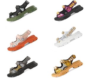 Sandálias masculinas Sandálias de diamante Mulher lazer sandálias de moda Moda Sapatos de praia ao ar livre Sapatos femininos Tamanho grande 3542458299115
