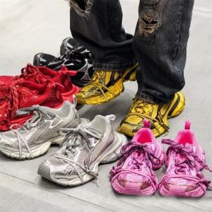 Sıradan Ayakkabı 3xl Track Runners 3.0 Tasarımcı Sneakers Erkek Kadınlar Tripler 9.0 Siyah Şerit Bej Beyaz Kırmızı Kırmızı Moda Lüks Eğitmenler Benim İçin SH029