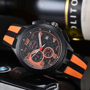 2024 New Fashion Watch Mens Automatic Watch Bewegung wasserdichte hochwertige Armbandwatch Einfaches Luxus beliebter Stahlband Gummibänder Uhren F6888