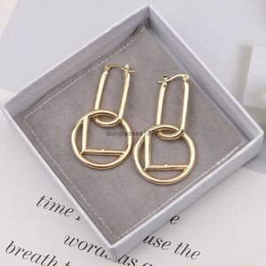 F D New F-Letter Smooth Round Earrings Metal Minimalist INS Cool Style Womens