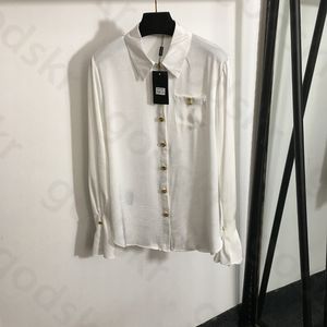 メタルボタンラペルTシャツ女性サマールーズロングスリーブサンプロテクションジャケット薄い通気性スウェットシャツクラシックシャツ