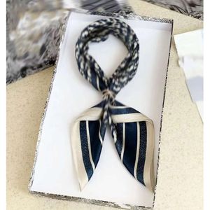 2024 Brand Scarf Fashion Women's Decorative Scarves Square Silk Scarfs 70-70cm 66VV