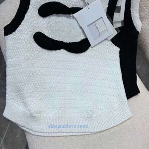 Women Tank Tops Tee Chanl Brand Fashion New Sweater Nail Bead Letter Brodery Womens Sleeveless Tank Top Leisure Yoga Woman Outfits