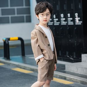 男の子と女の子のスーツ韓国語バージョンのカジュアルな小さなスーツの格子縞のツーピース（スーツ +ズボン）