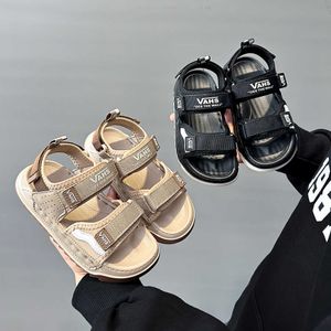 Сандалии детские мальчики лето 2024 г. Новый мягкий подолод спортивные пляжные туфли Big Girl Anti Slip H240513