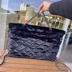 Double Letters Solid Hasp cintura listras quadradas femininas Bolsas de luxo designer Shouder Winter estilo bolsa de compras bolsas de compras Multi Fun HSEC