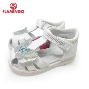 Sandálias Flamingo Sandálias infantis com gancho de garotas e arco de arco de arco de arco plano Casual Princesa Tamanho 23-28 223S-2736/37L240510