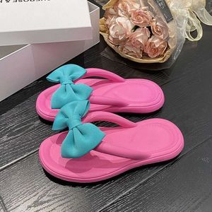 Slifori di Eva con simpatici piatti in gomma verde rosa a fili infradito per le donne donne sandali estivi scarpe da spiaggia per la spiaggia moda