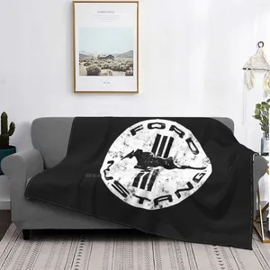 Filtar - Vintage Emblem Classic Stripes Ejressed Fashion Soft Warm Throw Filt Automobile Black Car Bilar