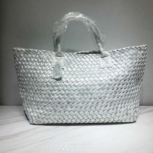 Snake Weave Women's Bag 2022 New One Shoulder Portable Vegetable Basket Large Capacity Shopping Bag Casual Women's Bag